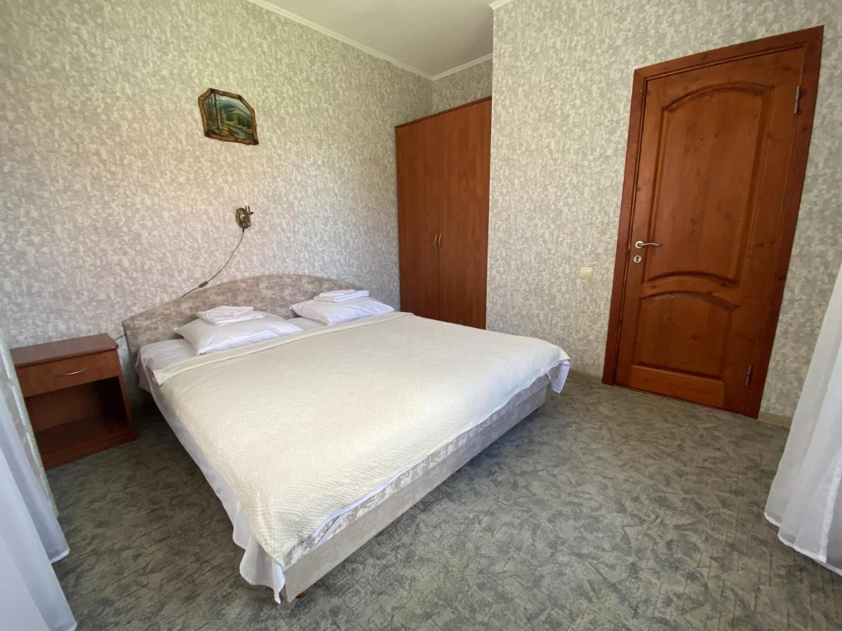 Edelweiss Hotel Polyana  Exterior photo